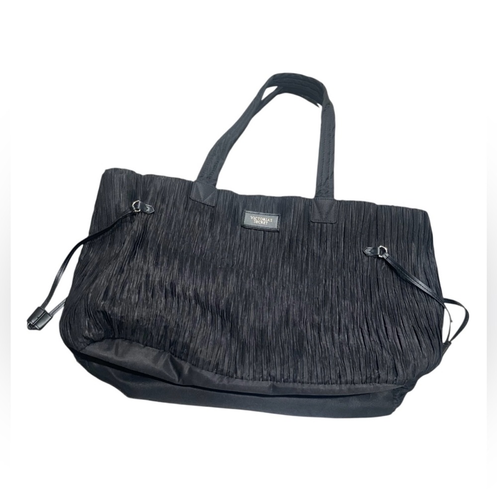 🖤Victoria's Secret Crepe Black Tote bag Handbag Zipper Closure black🖤